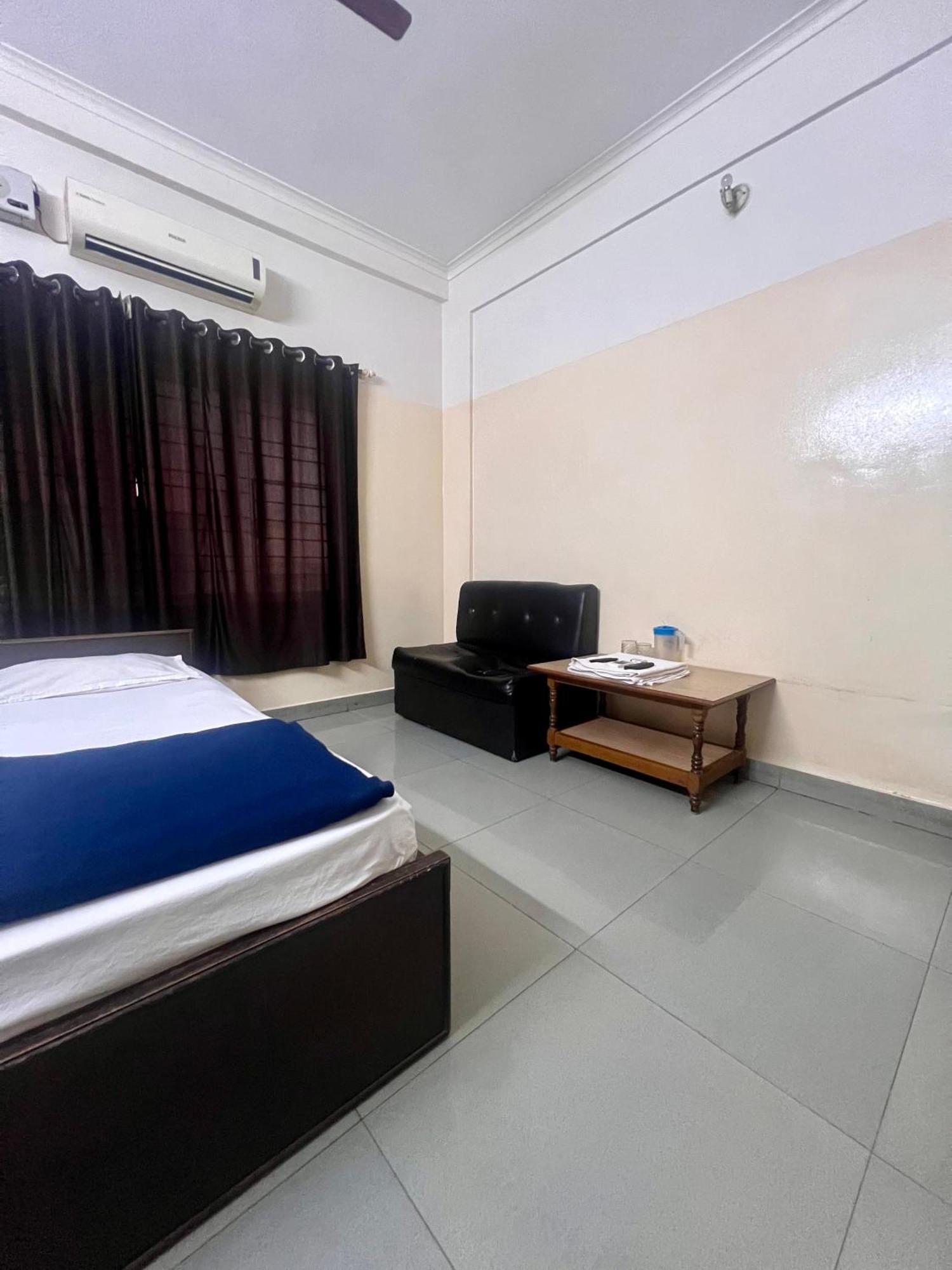 Sai Sagar Hotel Manipal Exterior photo