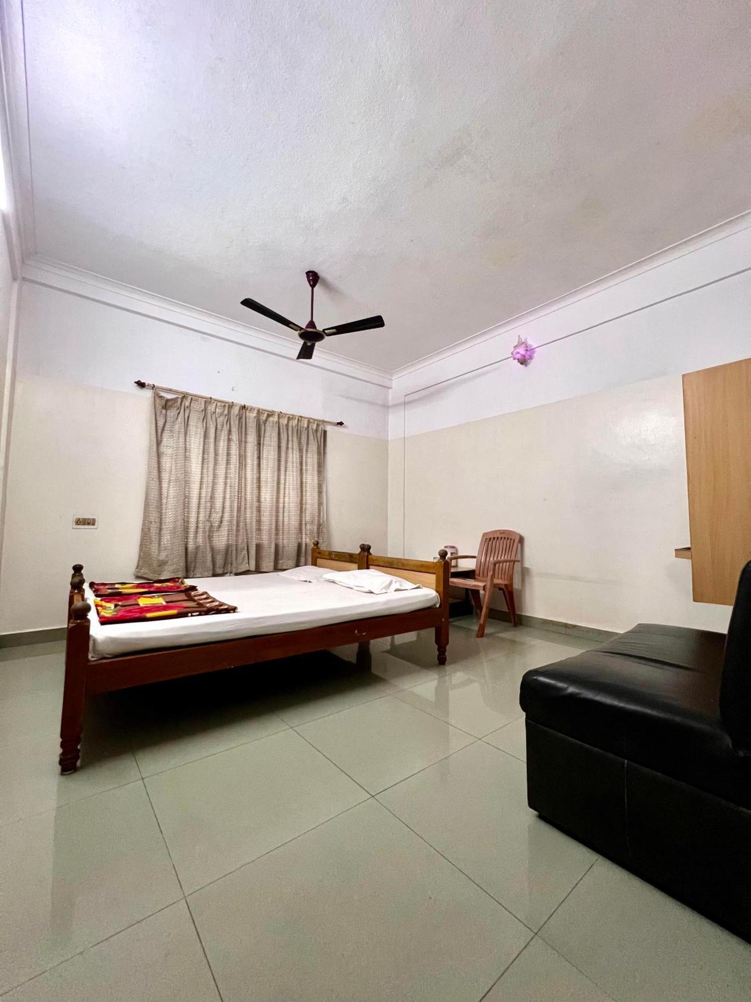 Sai Sagar Hotel Manipal Exterior photo